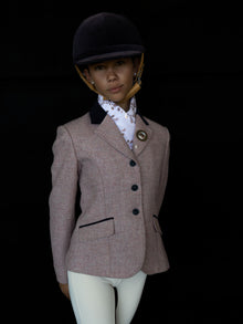 The BELLA pink Equestrian Stock
