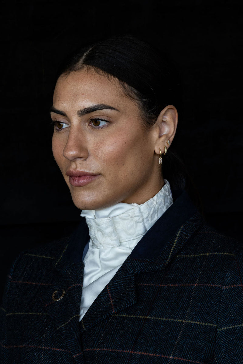 The OLIVIA Equestrian Stock