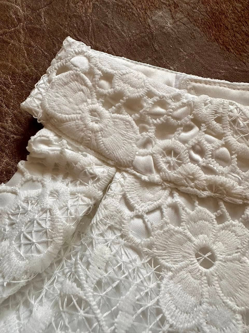 The ELISE Equestrian Stock