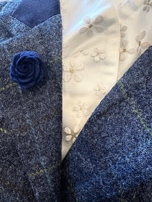 The DAISY Equestrian Stock