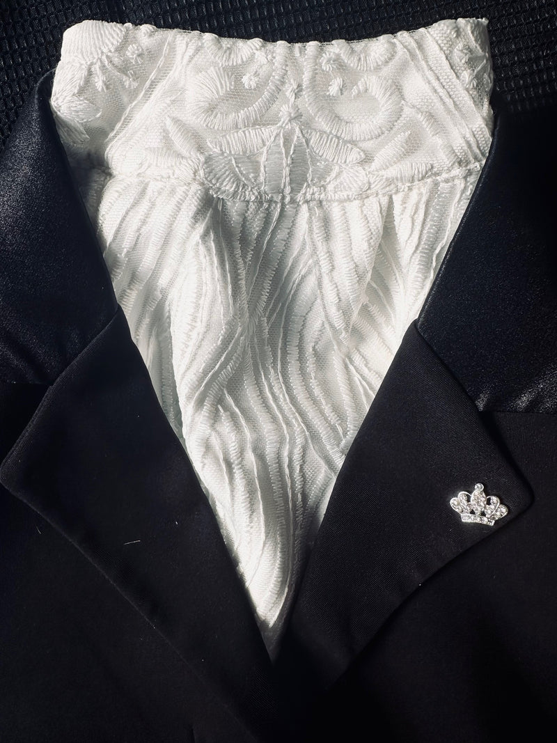 The ANNABELLE Equestrian Stock