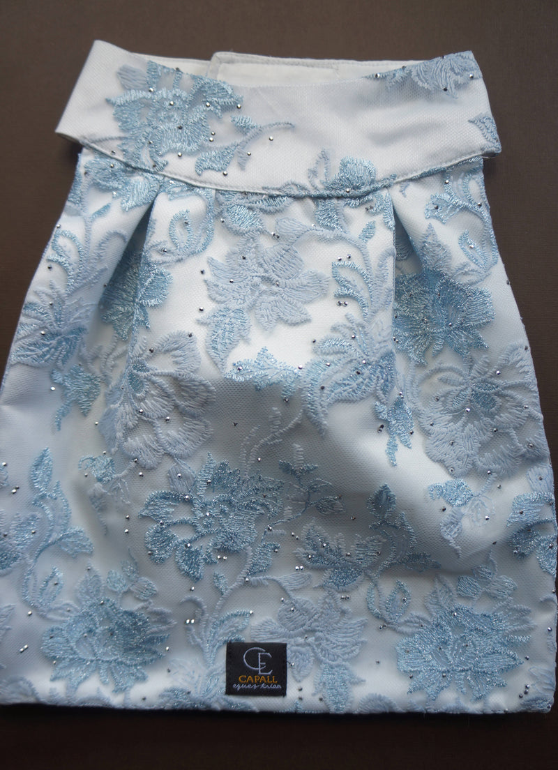 The CLAIRE Equestrian Stock